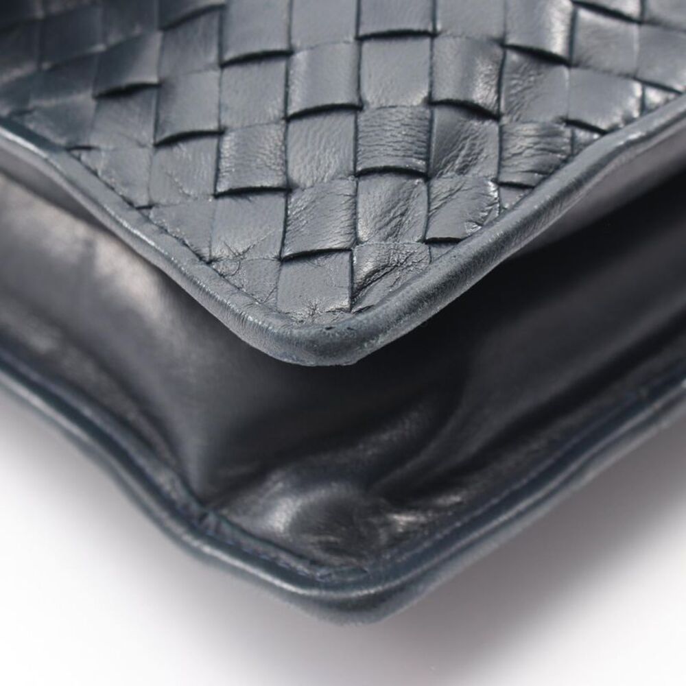 Bottega Veneta Leather Shoulder Bag - Picture 5 of 9
